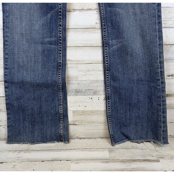 Womens Miss Me JP4288 Embellished Silver Studs Low Rise Jeans 29 x 30 Raw Hem - Picture 3 of 12